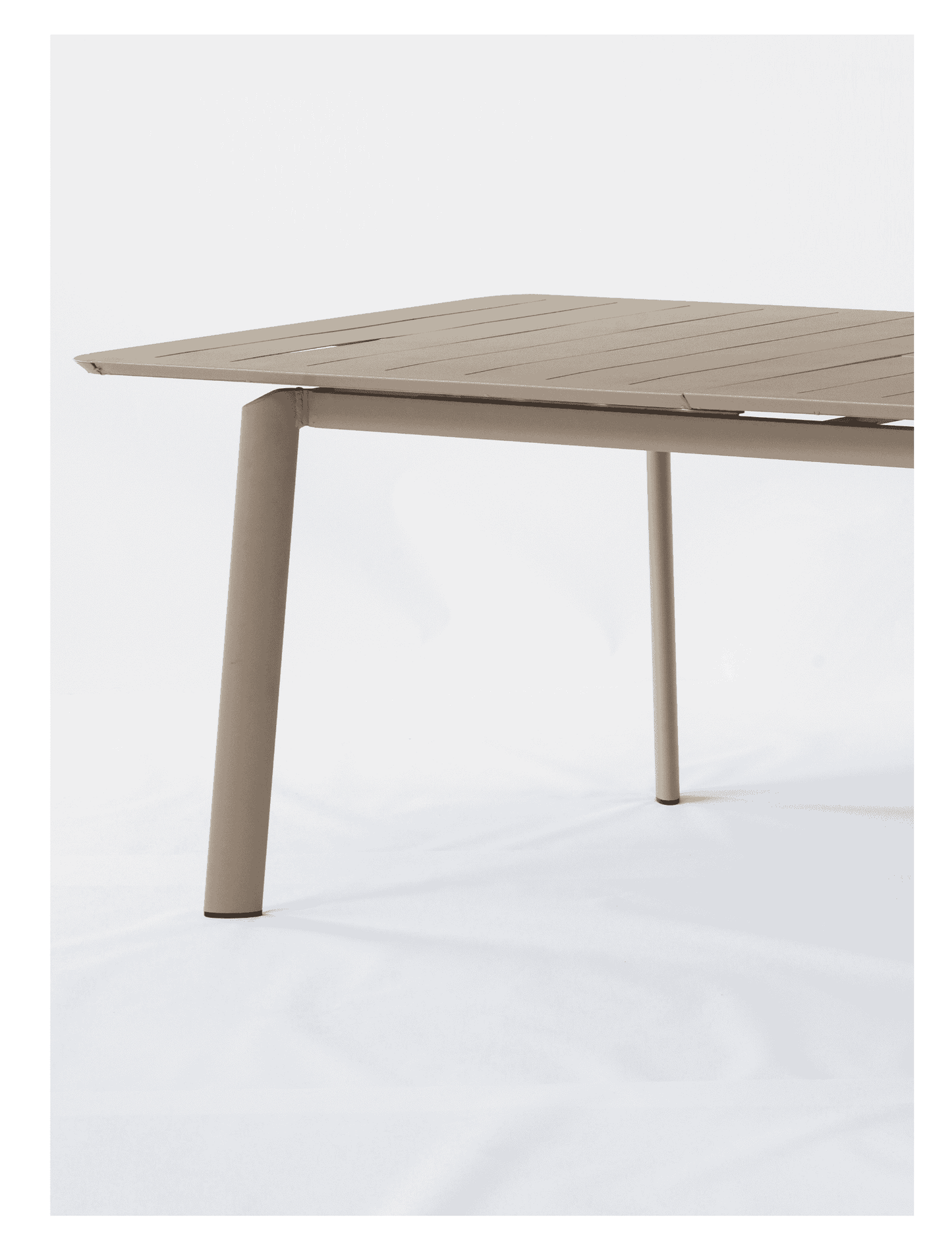 Mesa de Comedor Extensible Aluminio Arena Mediana