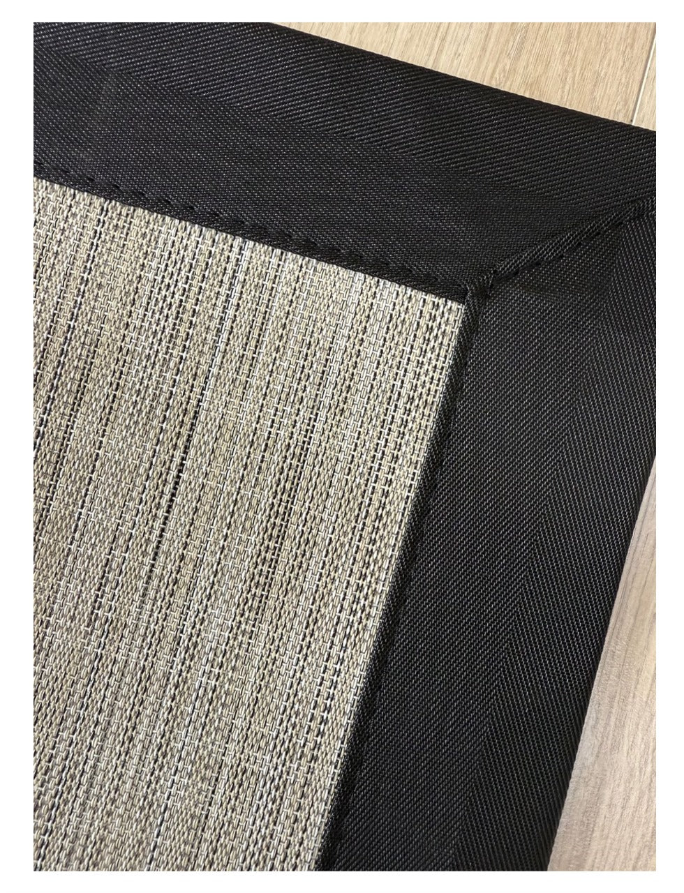 Alfombra Vinílica Siena Borde Negro